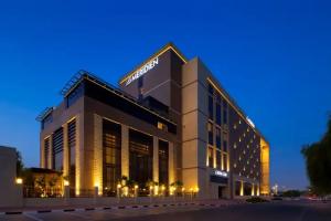 Le Méridien Dubai Hotel & Conference Centre, Дубай