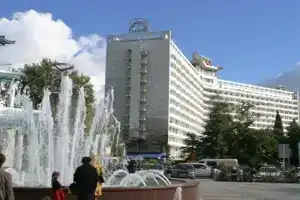 Гостиница «Сочи Плаза» (бывш. Москва), Сочи